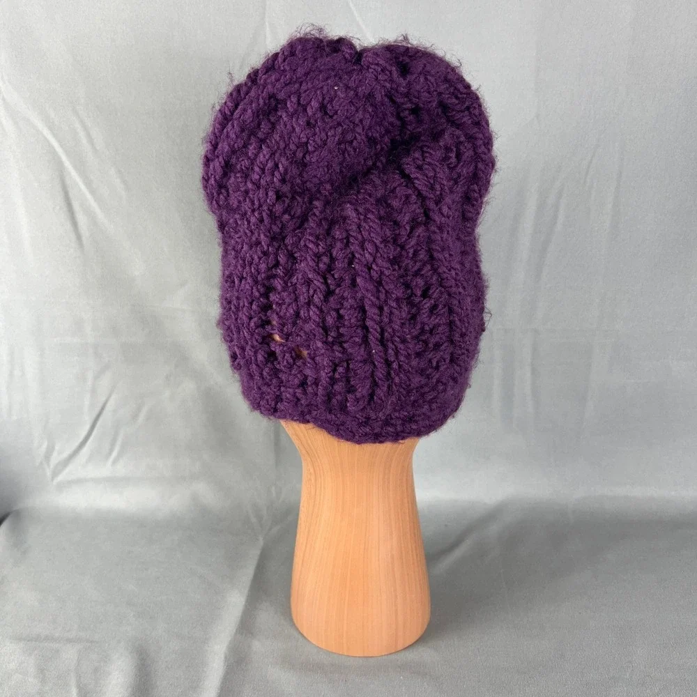 Womens AC Beanie One Size Purple Chunky Knit Slouchy Textured Winter Outdoor